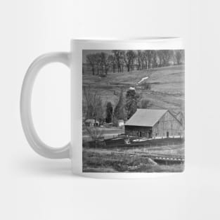 Barn In The Valley Mug